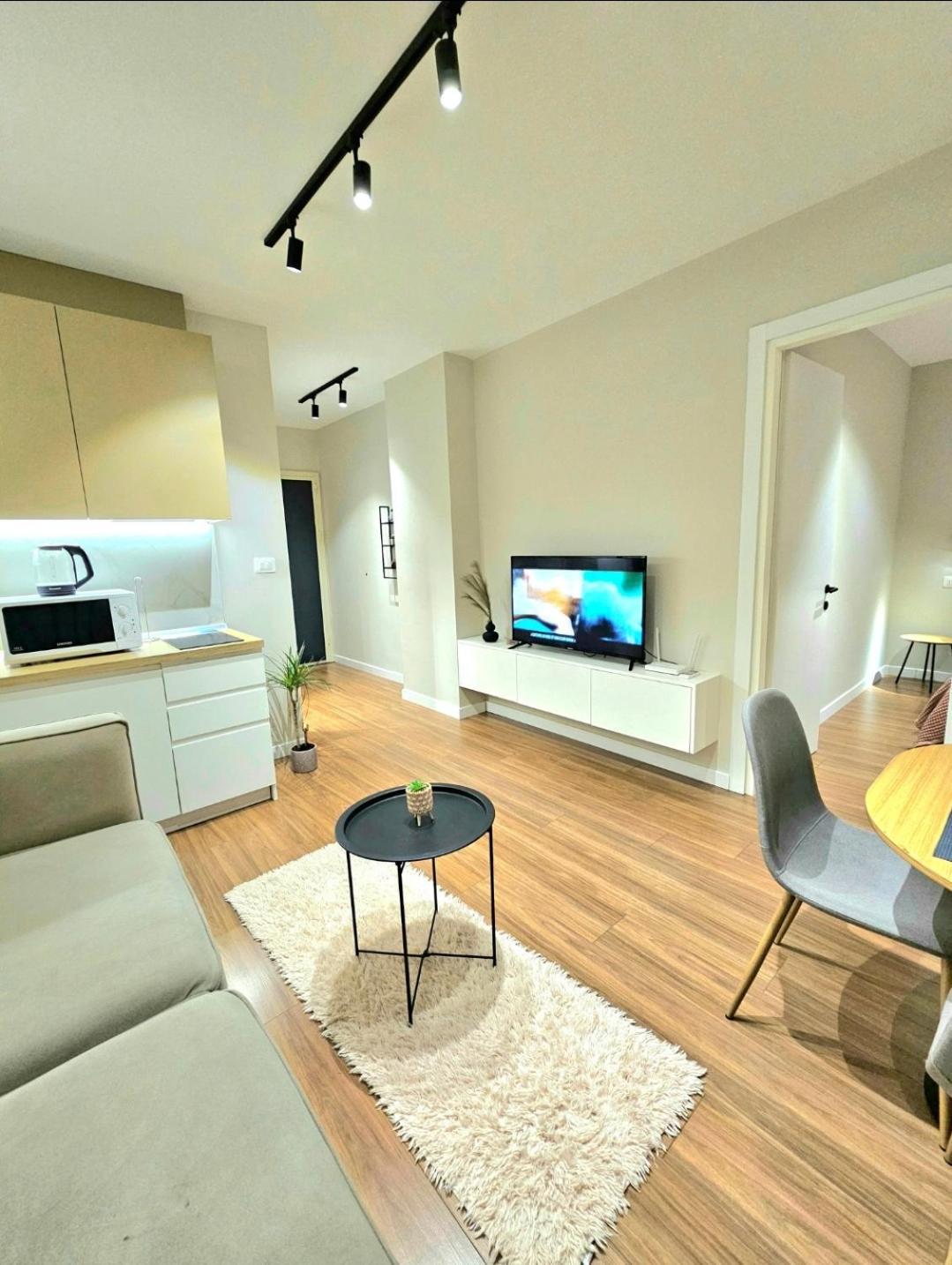 Tirana Center Piazza-In Apartment Exterior photo